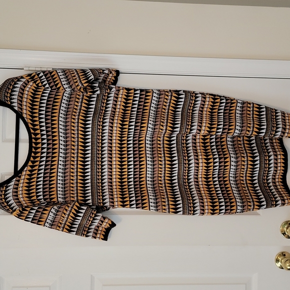 Aztec Printed Dress - Picture 4 of 6